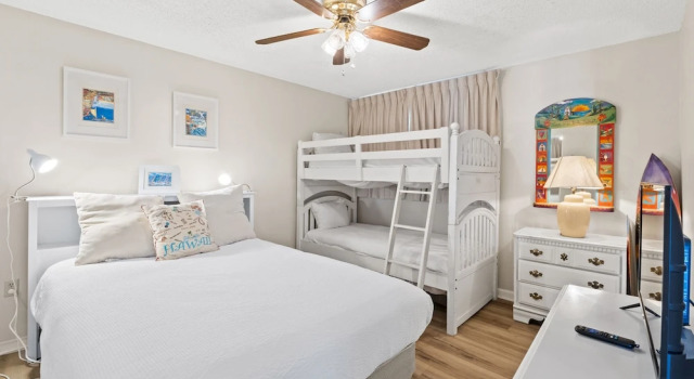 Номер Standard Summerhouse Beach Resort by Panhandle Getaways