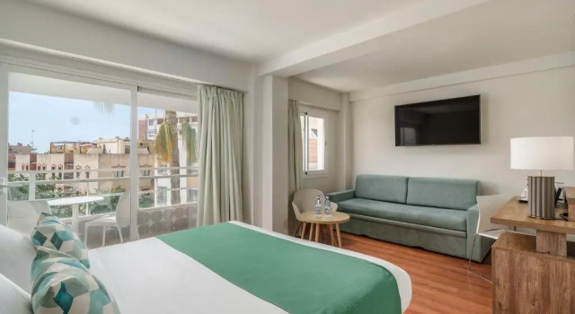 Двухместный полулюкс Hotel Costa Málaga