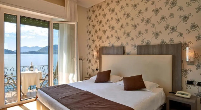 Двухместный номер Standard с видом на озеро Hotel Bellavista