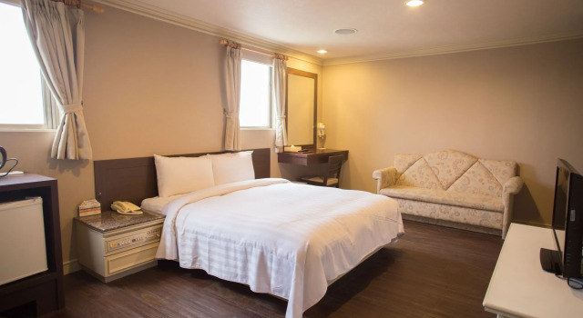 Ta Lee Hotel, Забронировать Отель Отели Тайнань с парковкой, рядом с Zhongshan Park, Парковка