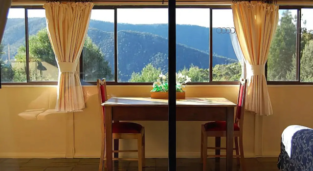 Engadine Cottage, Book Feriehus Hoteller i Mole Creek med parkering, Parkering