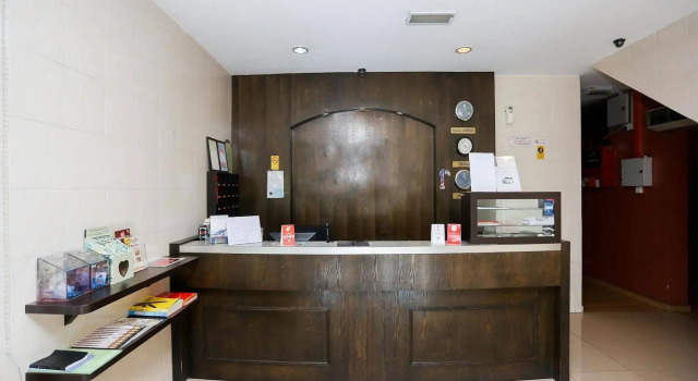 OYO Rooms Jalan Danga Sutera, Rezerwuj Hotel Bukit Indah 