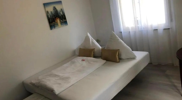 Pension mit Herz und Garten, Prenota Hotel Ditzingen Baden-Württemberg
