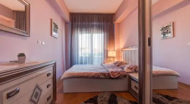 Royal Suite Podgorica, Book Hotel Hotels in Podgorica County with Parking, Parking