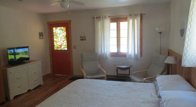 Big Intervale Fishing Lodge, Book Vacation Home Margaree Harbour 