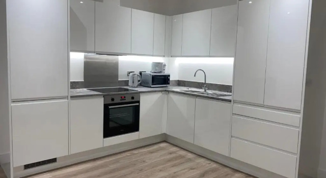 Апартаменты Deluxe Roomotel - Broadoaks Apartments