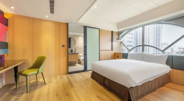 Двухместный номер Superior CHECK inn Taichung Wenxin Zhongqing