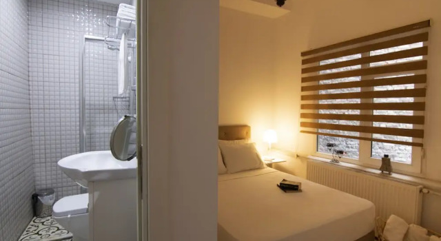 Номер Standard Guzi Rooms & Suites