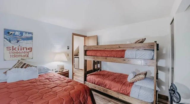 91sw - Wi-fi - Pets Ok - Sleeps 6 2 Bedroom Condo by RedAwning, Prenota Appartamento Deming Washington (state)
