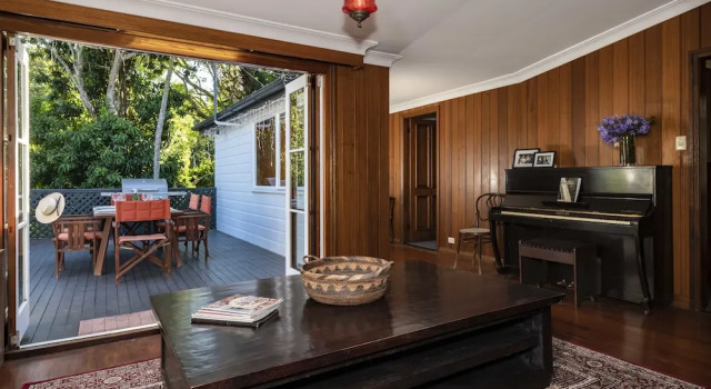 Rosewood Estate, Book Hotel Bonogin Queensland