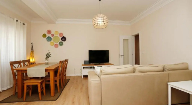 Stay like a local @ Almada cozy apartment