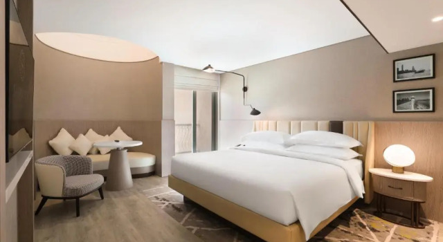 Люкс Diplomatic с 2 комнатами Sheraton Abu Dhabi Hotel & Resort