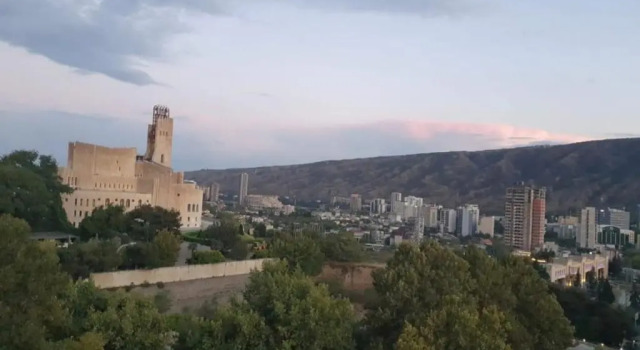Апартаменты Fantaflat Old Tbilisi Apartment