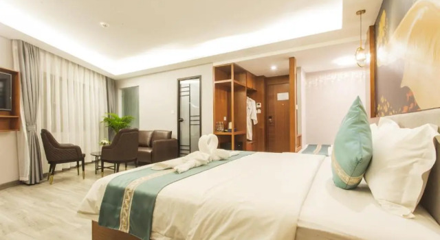 Люкс Thapae Twins Hotel