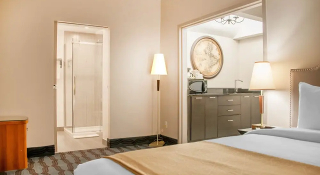 Obchodní Apartmá Empire Suites