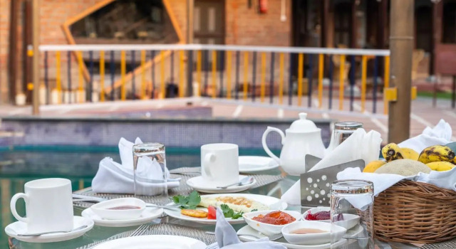 The Chateau Garli, Book Hotel Garli Himachal Pradesh