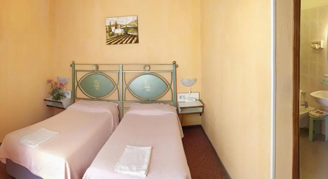 Номер Economy Hotel Majore
