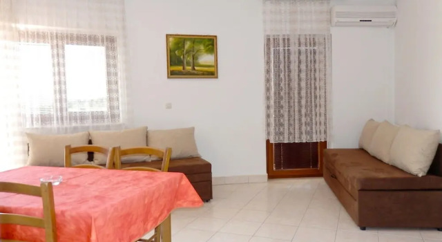 Апартаменты с балконом и с видом на море Apartments Idila