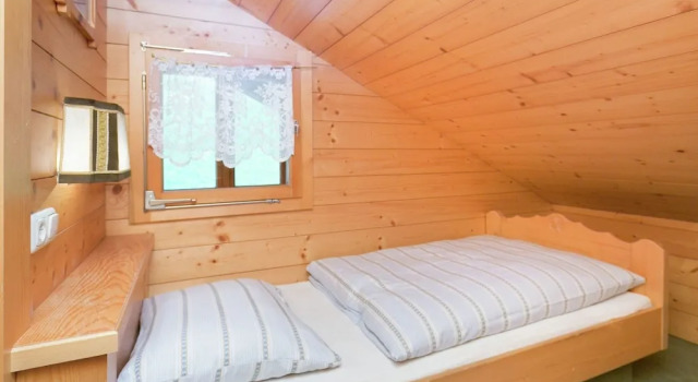 Beautiful Mountainside Chalet in Konigsleiten