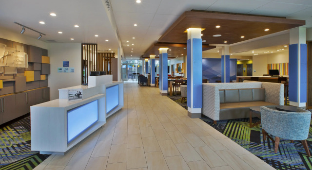 Holiday Inn Express & Suites South Hill by IHG, Rezerwuj Hotel South Hill Wirginia
