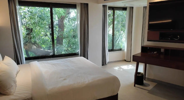 Номер Premium The Crown Goa