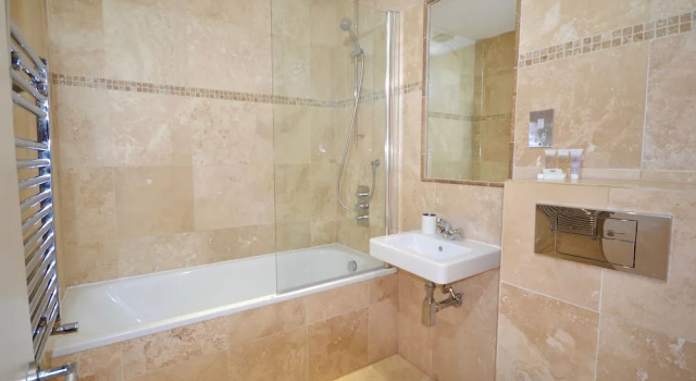 Thrive Boutique Apartments, Забронировать Апартаменты/квартира Отели Лондона с парковкой, рядом с Центр искусства Battersea, Парковка