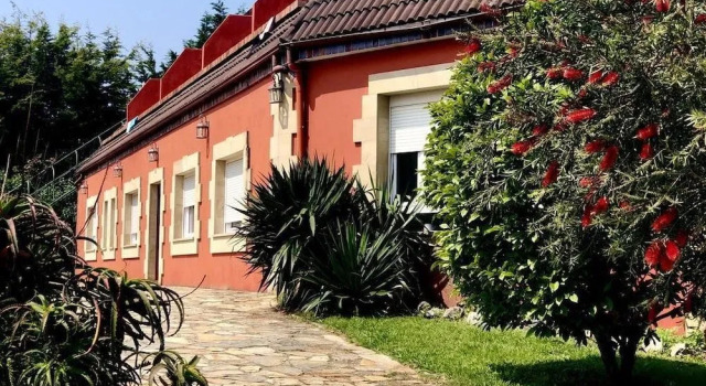 Arena Surf Hotel, Buchen Sie Hotel Hotels in Kantabrien mit Parkplatz, Parkplätze