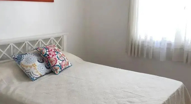 Súper cómodo y hermoso depto, lleno de luz y arte!