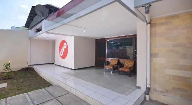 RedDoorz Syariah at Omah Pathok Malioboro, Book Hotel Ngampilan 