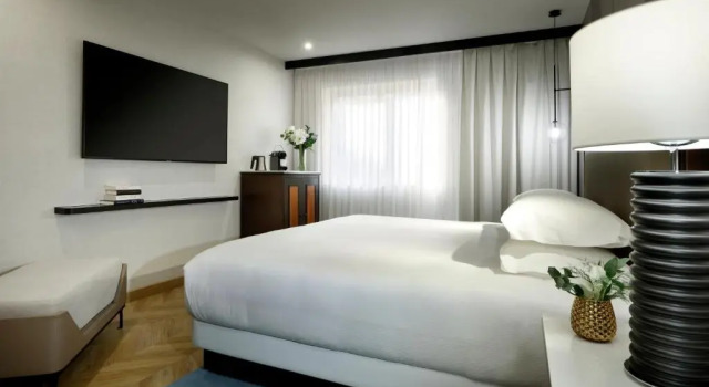 Двухместный номер Premium Hyatt Regency Hesperia Madrid