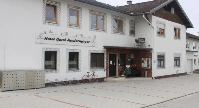 Hotel Austermayer, Varaa Hotelli Hotellit Baijeri pysäköinnillä, Pysäköinti