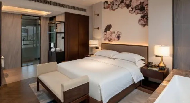 Люкс Luxury c 1 комнатой Wyndham Garden Kunming High Tech Zone