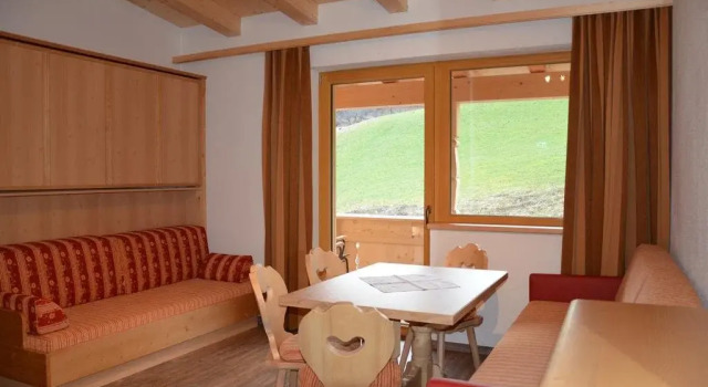 Hotel & Alpengasthof Pinzgerhof, Rezerwuj Hotel Hotele w Reith z parkingiem, Parking