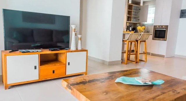 Modern and Chic 2 Bedroom Condo Steps From the Beach, Prenota Hotel Bávaro Punta Cana