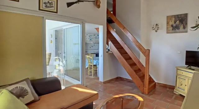 Appartement Saintes-Maries-de-la-Mer, 3 pièces, 4 personnes - FR-1-475-62, Забронировать Апартаменты/квартира Отели Сент-Мари-де-ла-Мер с парковкой, рядом с Церковь Сент-Мари-де-ла-Мер, Парковка