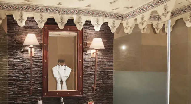 Aravali Silence Lakend Resorts & Adventures, Забронировать Отель Отели штата Раджастхана с парковкой, Парковка
