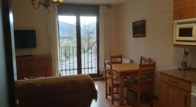 Apartamentos Casa Aneta, Varaa Huoneisto Sarvise Sobrarbe