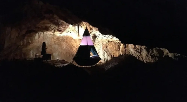 Aven Grotte Forestière