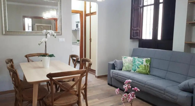 Apartamentos Alhambra Granada 3000, Забронировать Апартаменты/квартира Центр Гранада, рядом с Базилика Сан-Хуан-де-Диос