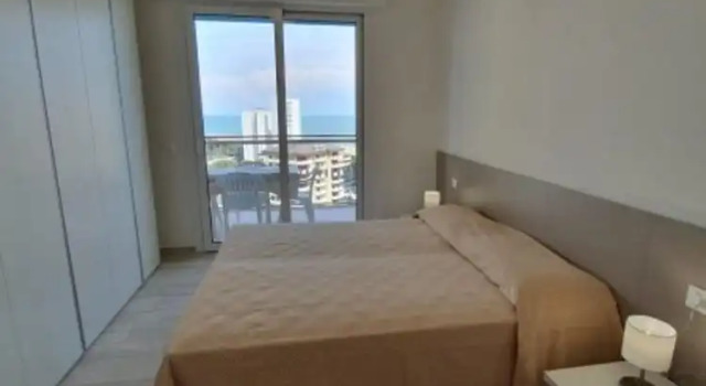 Ideal Getaway Apartment Near the Beach
