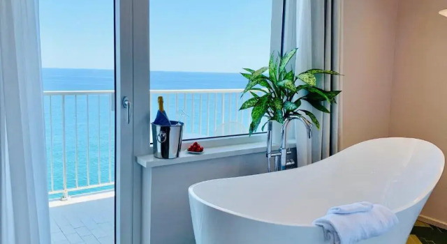 Полулюкс Hotel Corallo