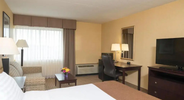 Номер Standard Holiday Inn Cleveland - South Independence by IHG