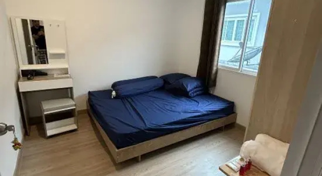 ไนซ์สเตย์ เฮาส์ แอทคลองสาม รังสิต คลองหลวง ปทุมธานี Nice Stay House at Khlong Sam - Rangsit - Khlong Luang - Phathumthani Self Check-in เช็คอินด้วยตนเอง, Забронировать Отель Отели Кхлонг-Луанг с парковкой, Парковка