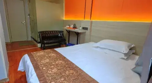 Zhongshan Hotel