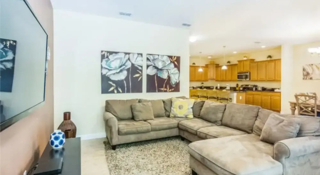 Beautiful Vacation Home with Private Pool PP8882
