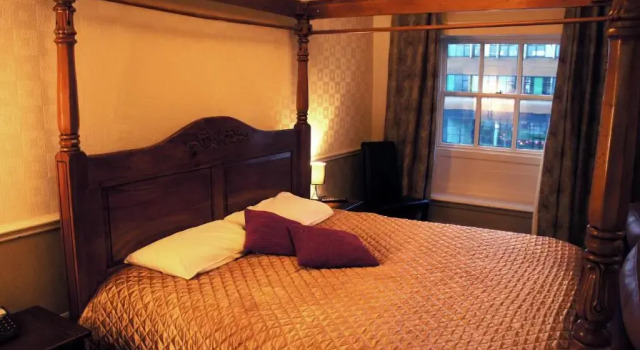 Номер Deluxe York House Hotel