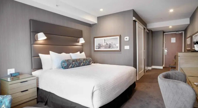 Номер Standard Sandman Signature Plano-Frisco Hotel