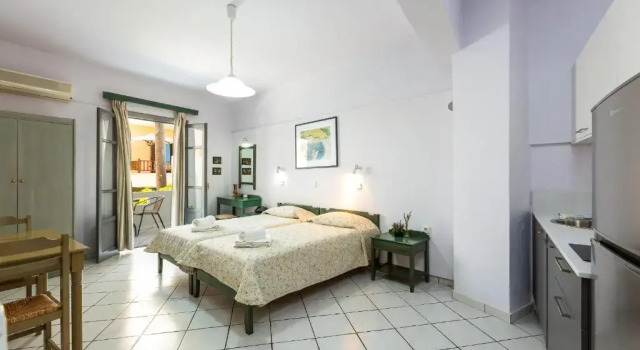 Philoxenia Apartments, Rezerwuj Apartament Hotele w Panormos z parkingiem, Parking