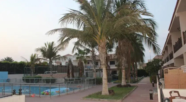 Roze Abhur Furnished Villas