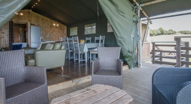 Three Cliffs Glamping Tent - Llangennith, Book Campingplads Camping og glamping i Cardiff, Campingplads